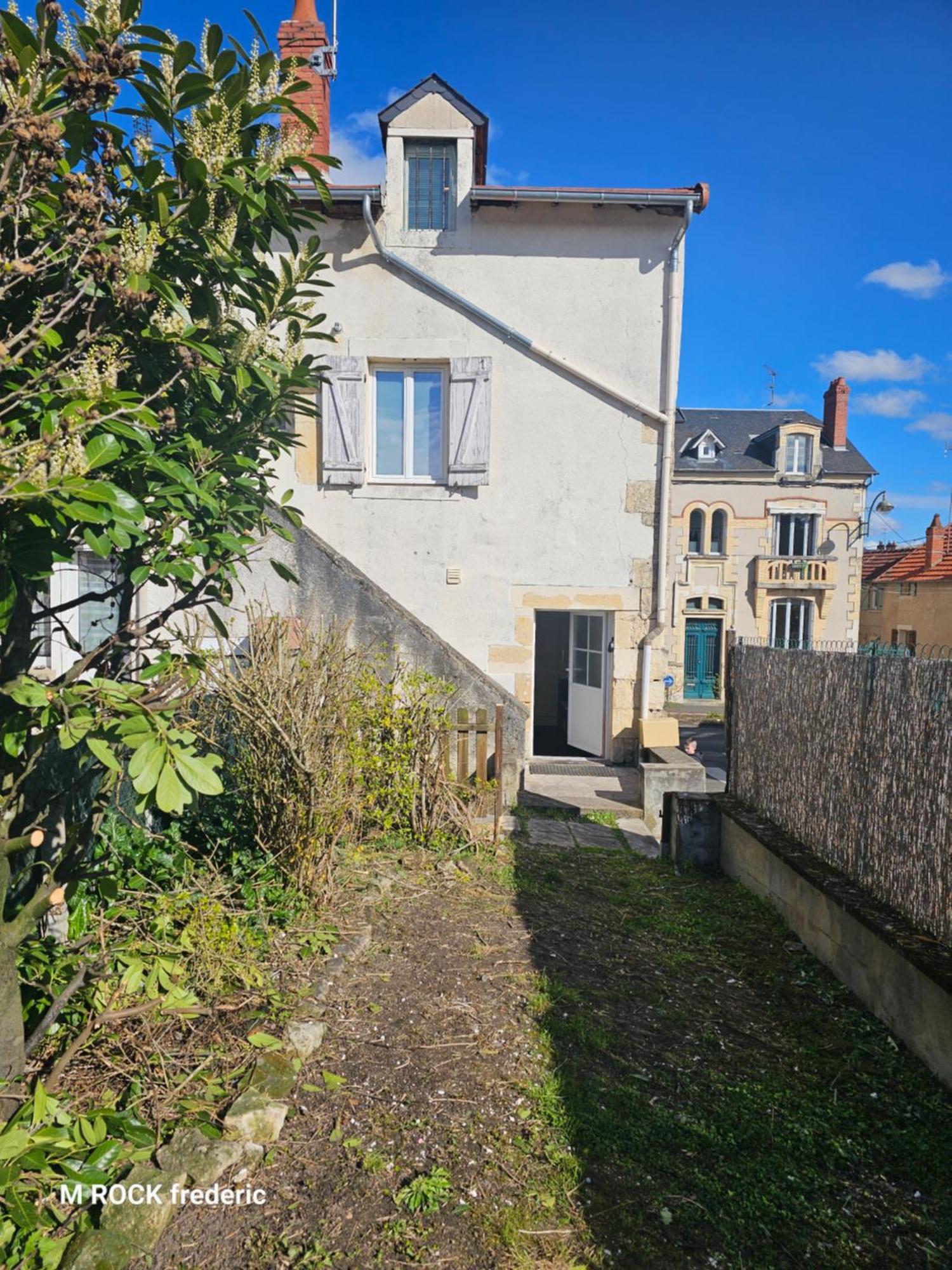 Maison De Ville Avec Jardin Privatif Nevers Exteriér fotografie